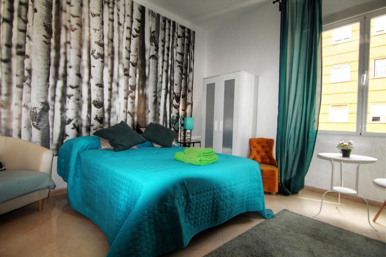 Arriola Rooms Malaga Exterior photo